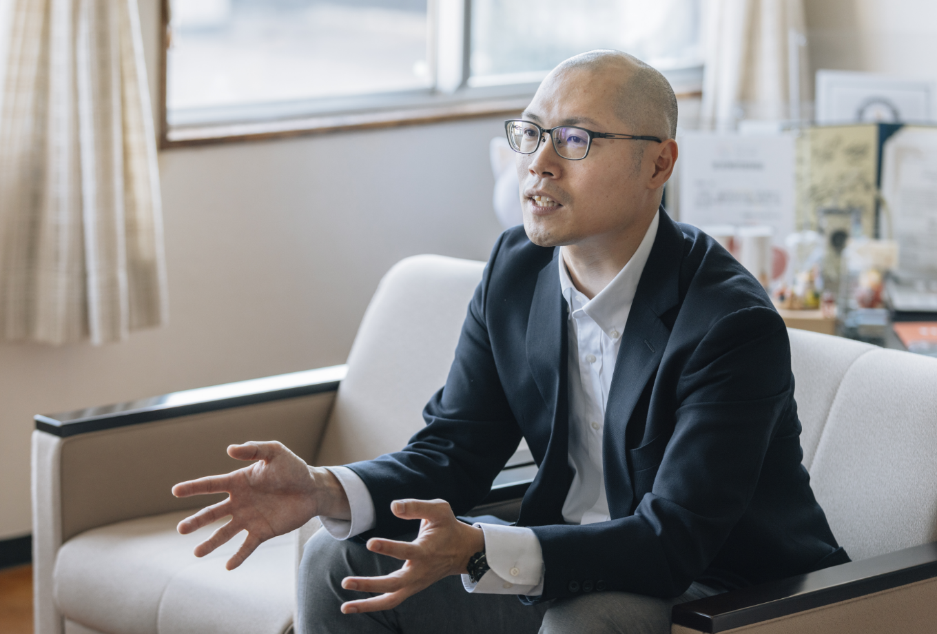 people-thumbnail-image